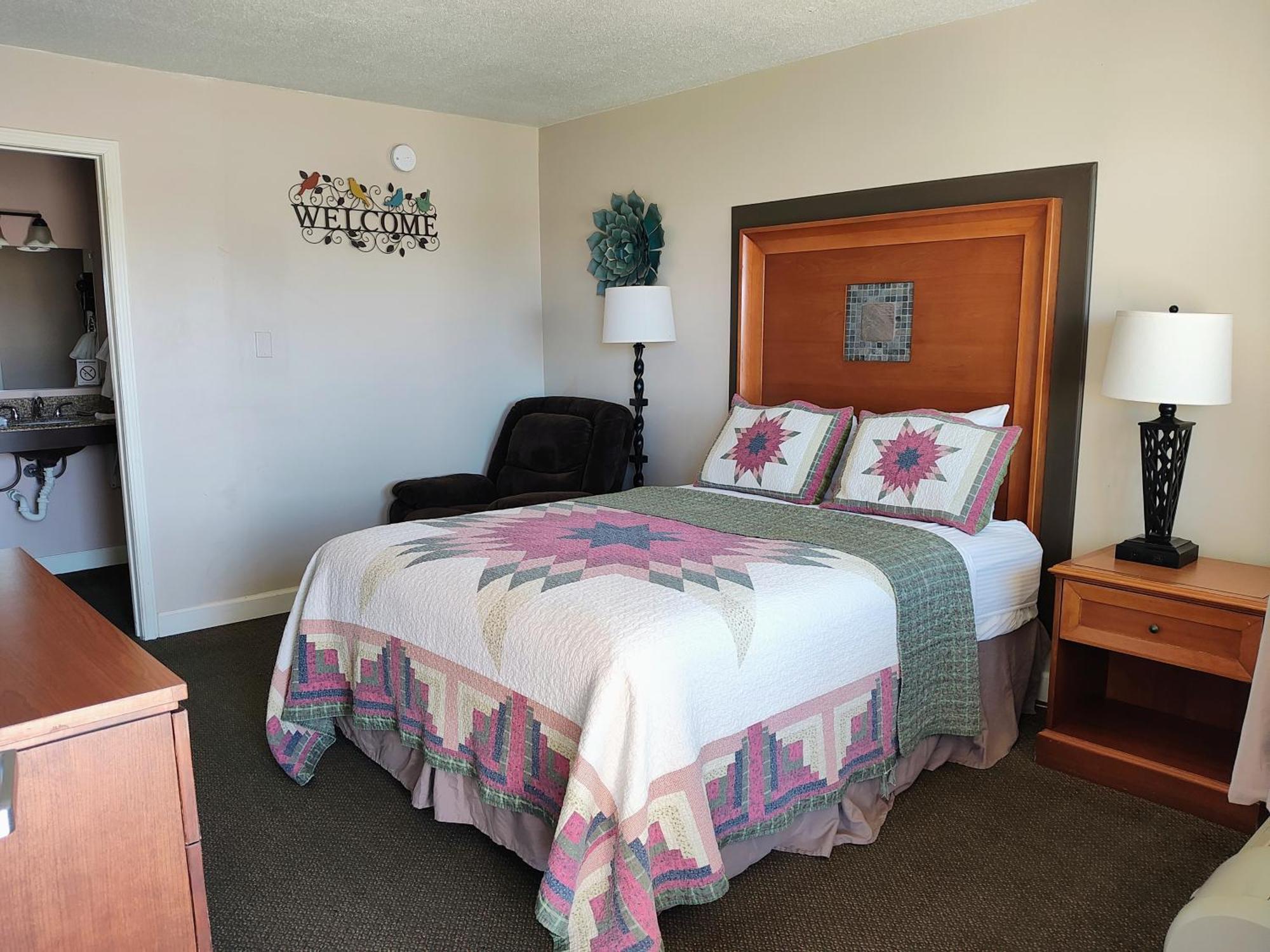 The Lodge At Russell - Russell Inn Kamer foto